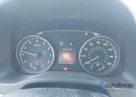 2017 Hyundai Elantra Value Edition z USA, uszkodzony, nr VIN 5NPD84LF6HH212014